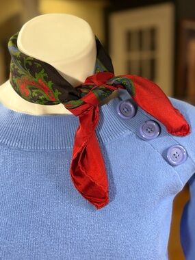 Vintage Style Old Money Paisley Scarf Red/Green/Tan‎ (VGUC)